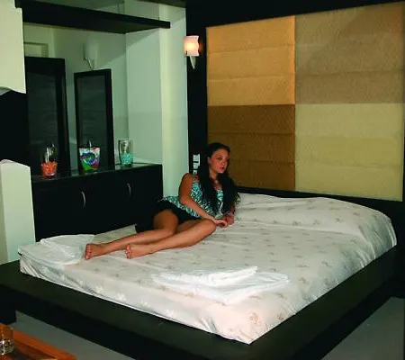 Hotel Himeros Life